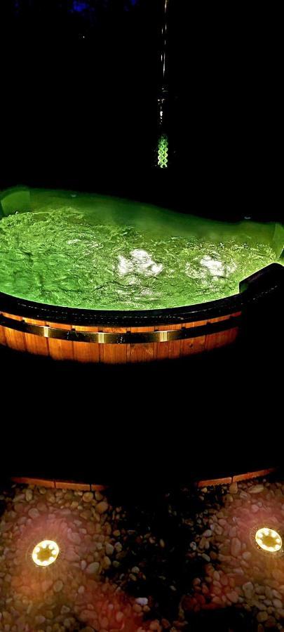 Kuca Za Odmor Malia Sa Spa Hot Tub Jacuzzijem - Nice And Cozy - Free Tickets To All City Attractions Ðurđevac 외부 사진